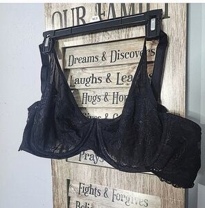 ⚘️Torrid lace black bra size 46c